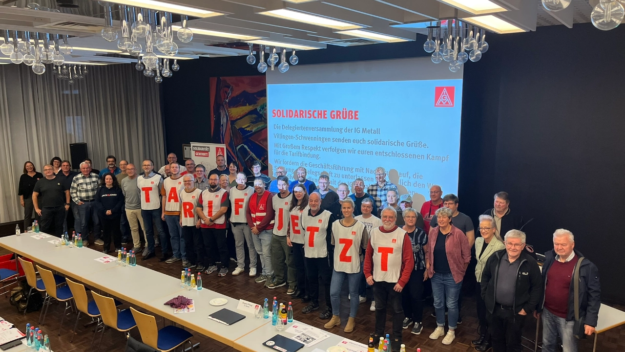 Solidarbild unserer Mitglieder mit einem Betrieb, der sich im Streik befindet.