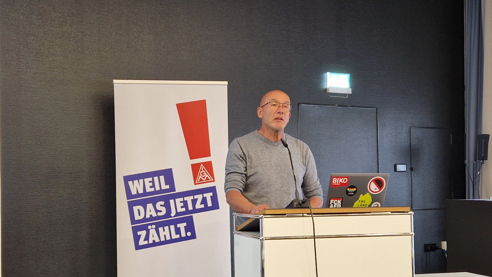 Unser 2. Bevollmächtigter Ralf Kleiser am Rednerpult