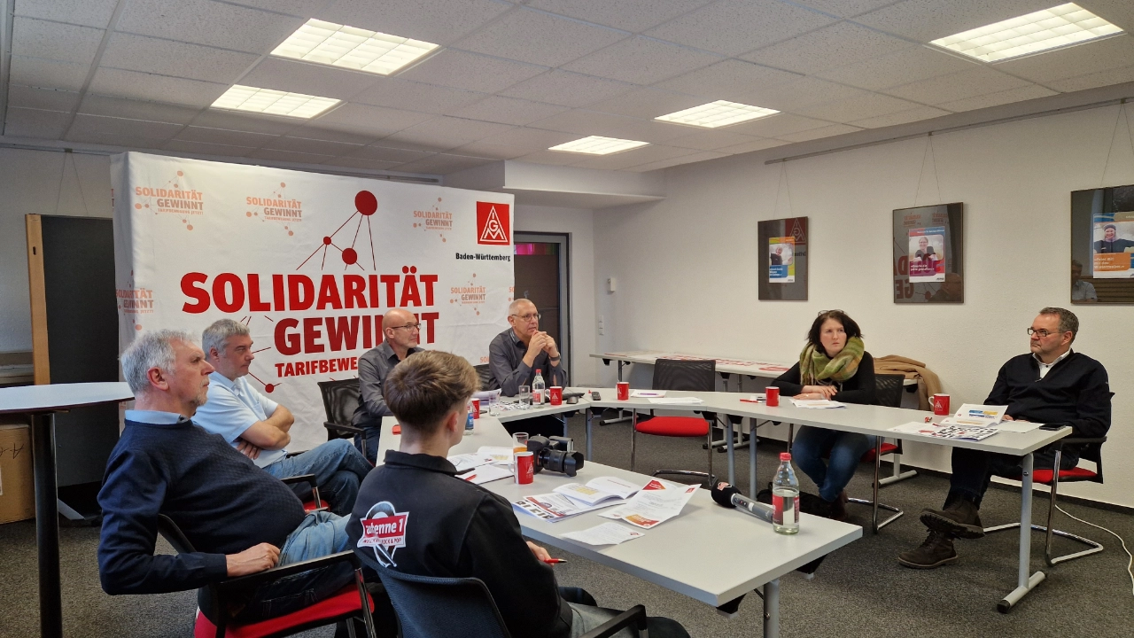 Die IG Metall in der Pressekonferenz.