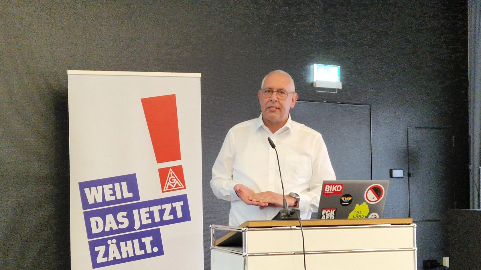 Unser 1. Bevollmächtigter Thomas Bleile am Rednerpult