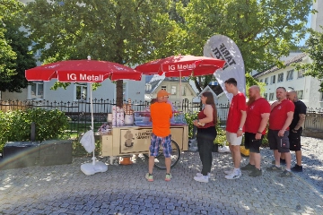 Eis-Aktion vor Siedle